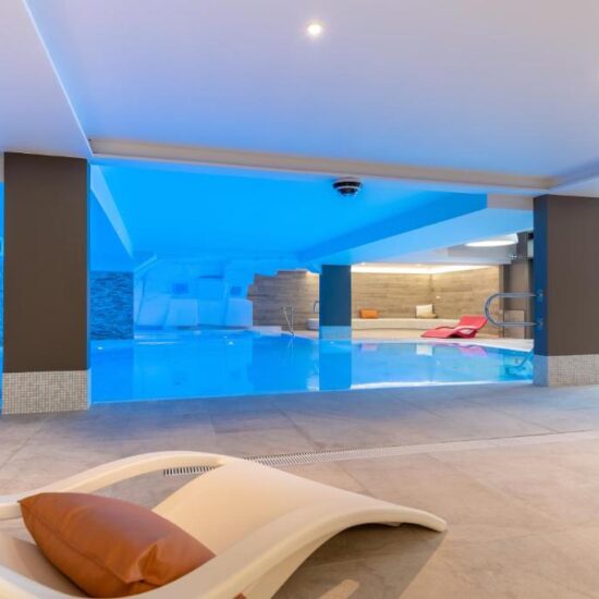 Résidence Pierre & Vacances Premium L'Hévana 5* (Мерибель, Франция)