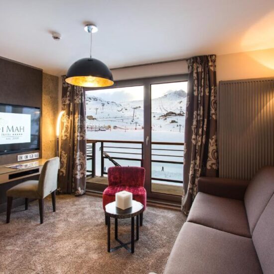 Taj-I Mah 5* (Лез Арк 2000, Франция)